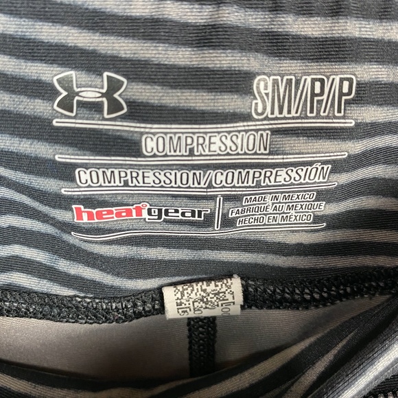 Under Armour Striped Crop Leggings - Picture 3 of 5